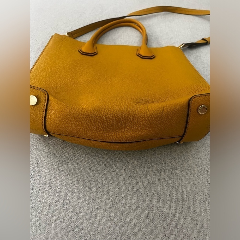 MICHAEL KORS Mercer Medium Satchel – Marigold Yellow Leather - Picture 9 of 13